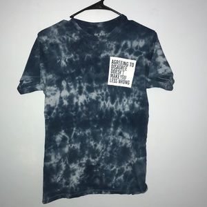 Blue tie dye graphic t-shirt